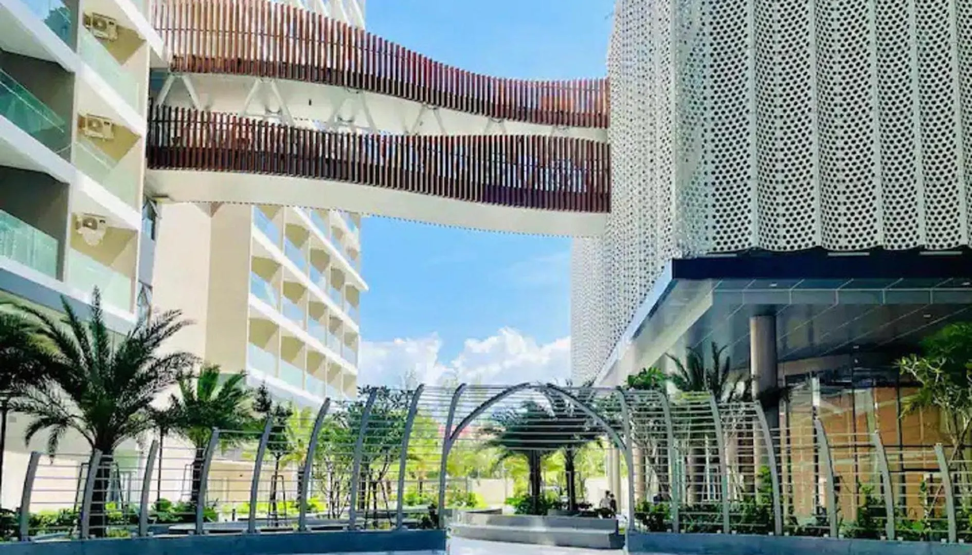 Glee Luxury Apartment - The Song فونج تاو